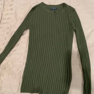 Never worn Banana Republic ribbed sweater Size S